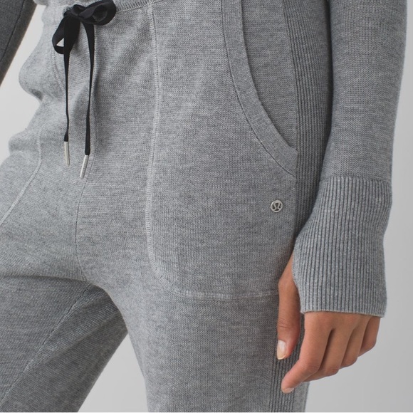 Lululemon Bundle Up Ur Bundas Onesie Heathered Medium Grey Sweater One Piece - Picture 3 of 8